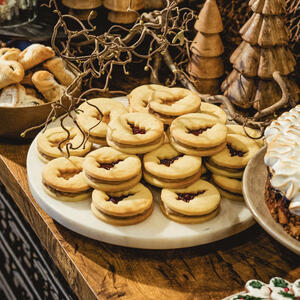 Dió, narancslekvár linzer